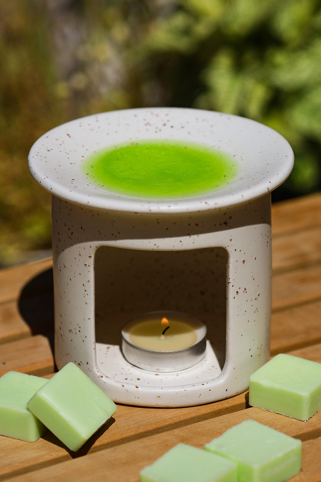 Lime Breeze Wax Melt Pot – 150g Soy Wax Melts in Reusable Muslin Pouch | Fresh Citrus Scent