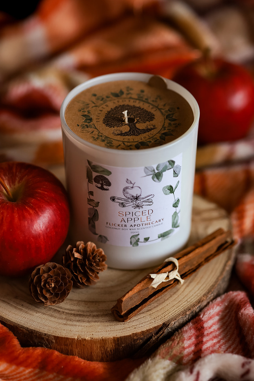 š Spiced Apple Candle ā 220g Coconut Soy Wax | Limited Edition | Flicker Apothecary