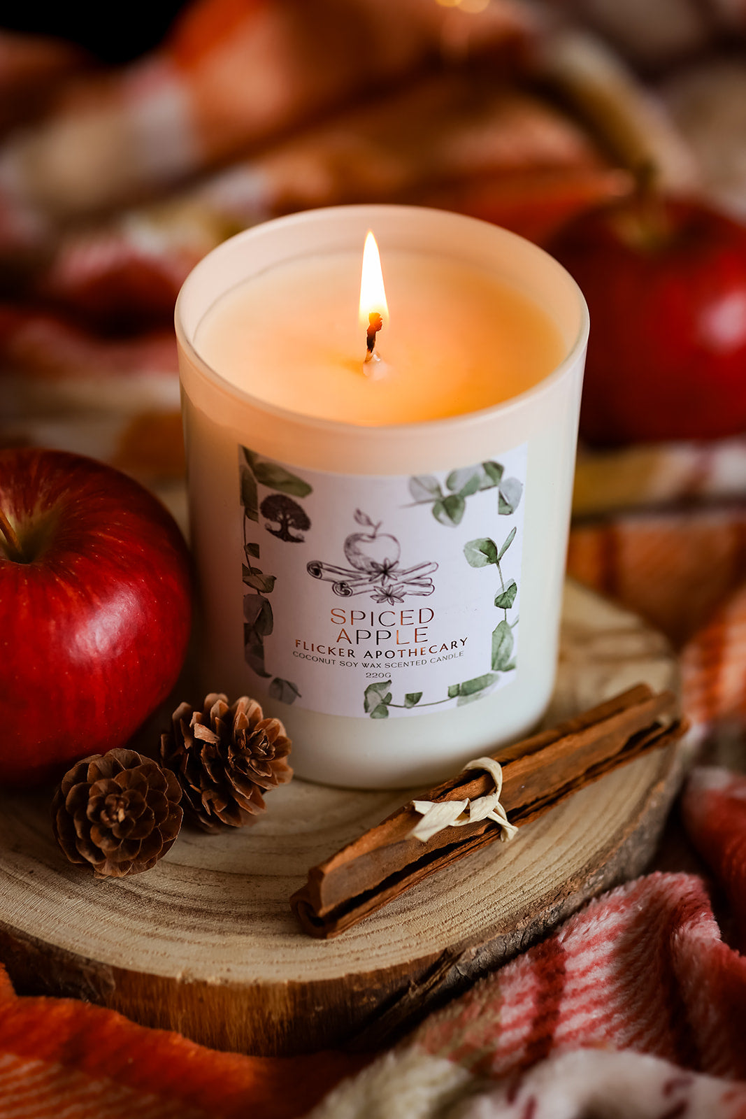 š Spiced Apple Candle ā 220g Coconut Soy Wax | Limited Edition | Flicker Apothecary