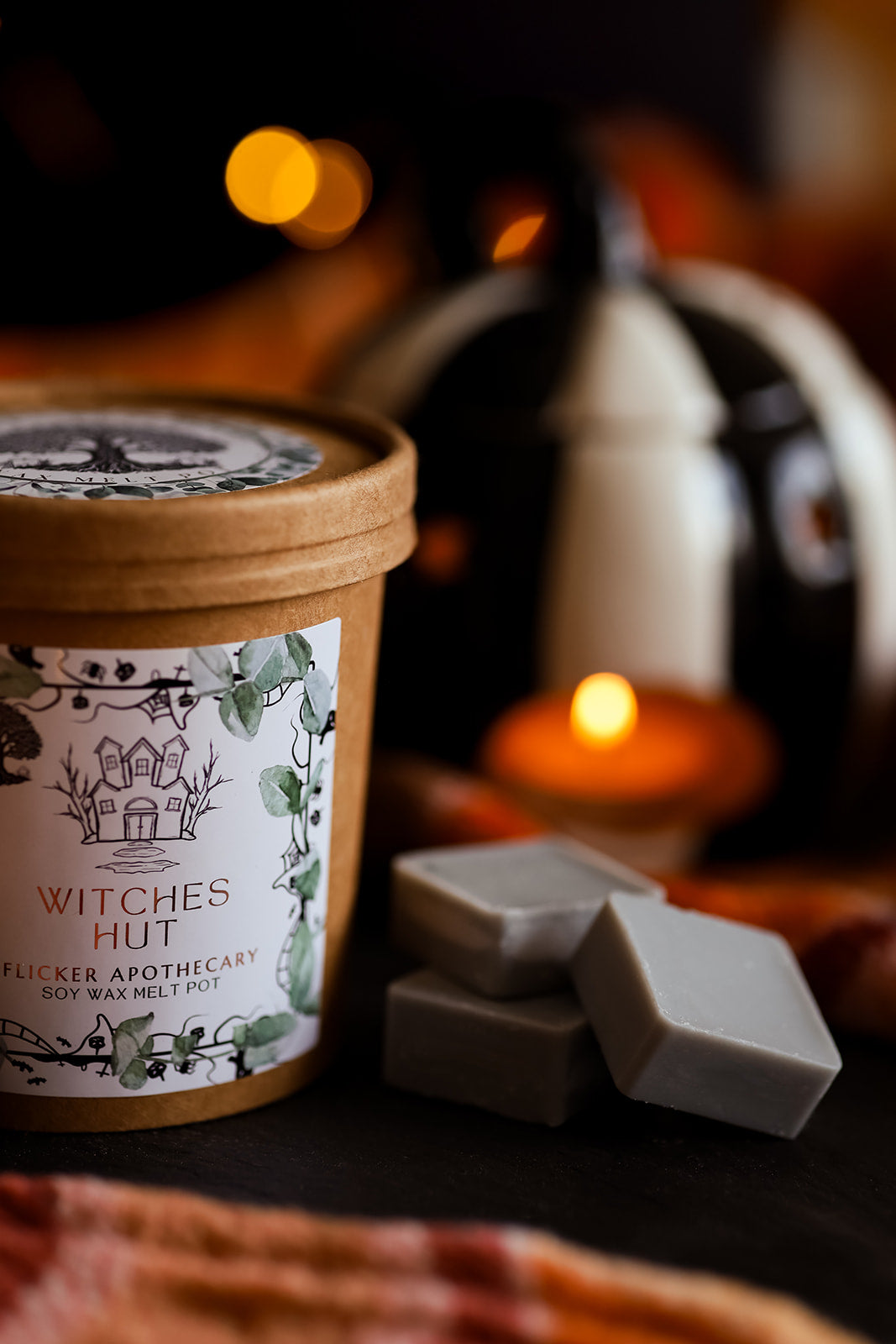 Witches Hut Wax Melt Pot – 150g Soy Wax Melts in Reusable Muslin Pouch | Autumnal Halloween Scent