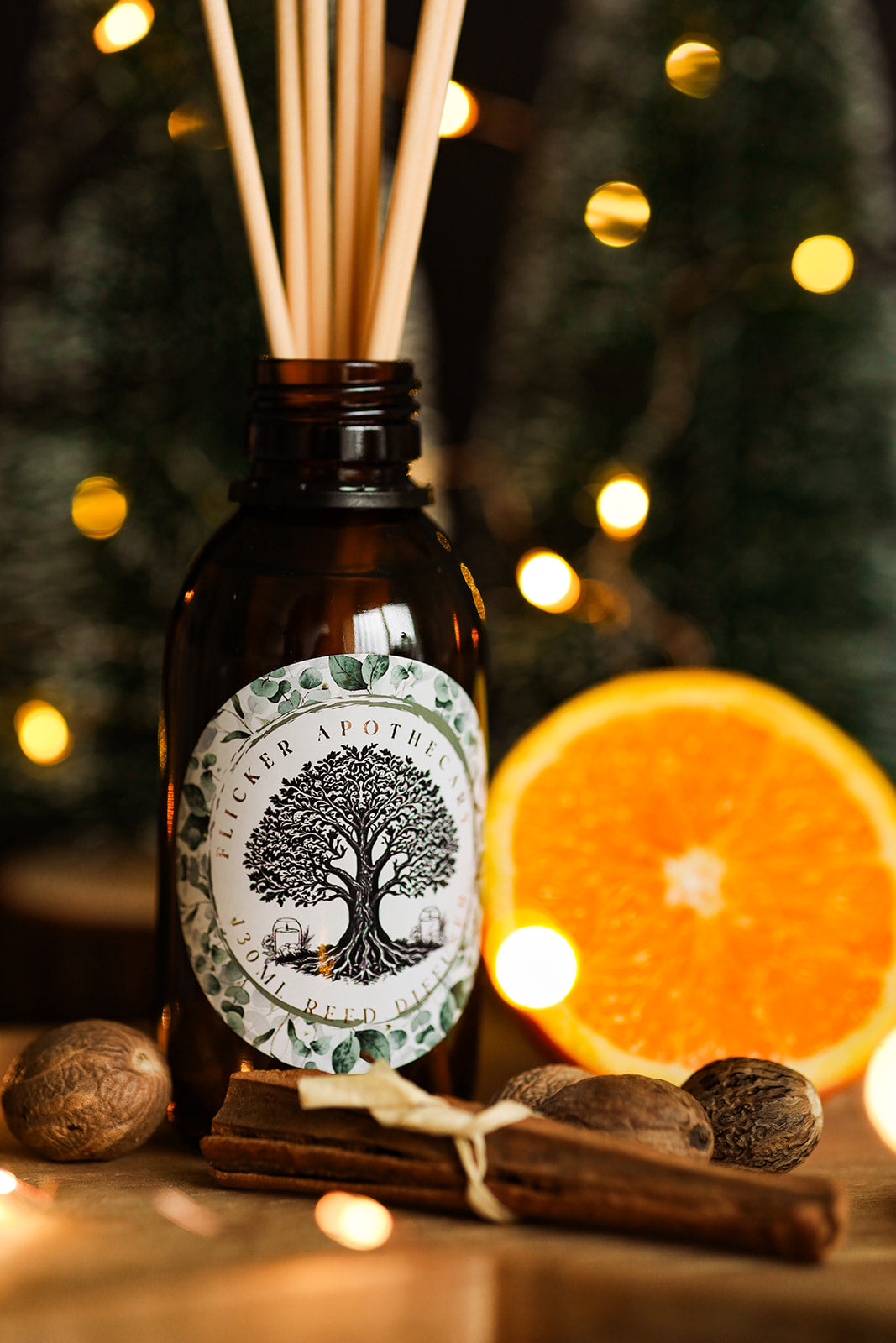 Santas Lodge Reed Diffuser – 130ml Vegan, Alcohol-Free | Long-Lasting Home Fragrance | Handmade in the UK