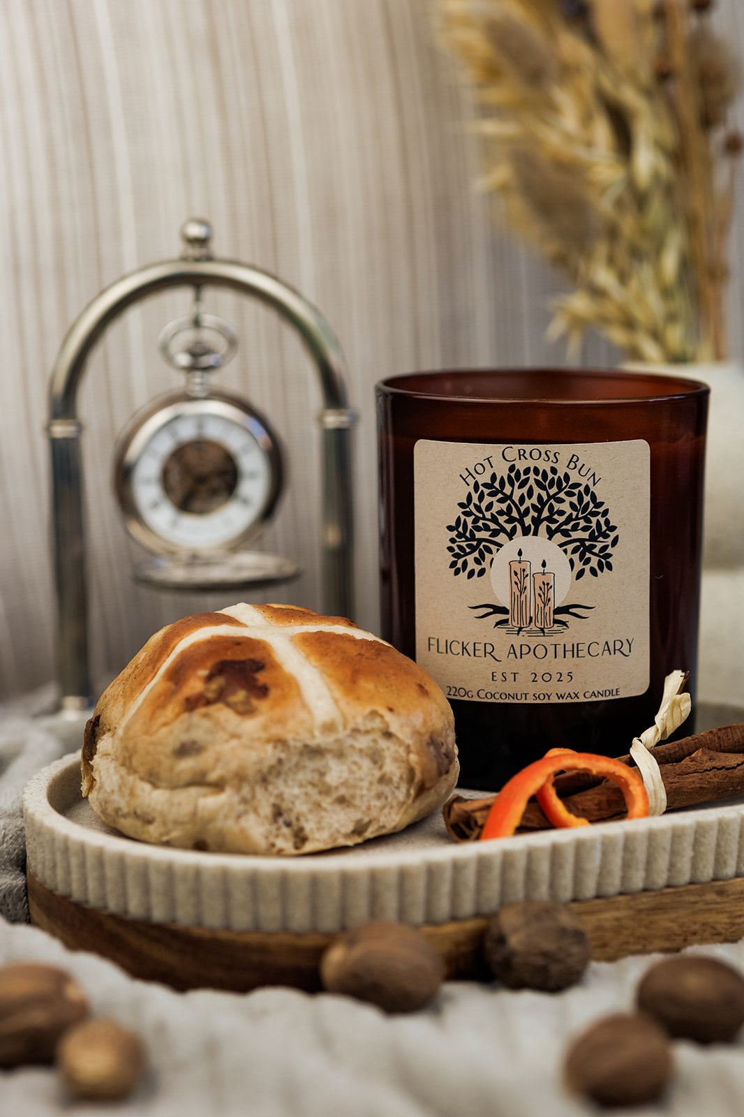 Hot Cross Bun 220g Coconut Soy Wax Candle