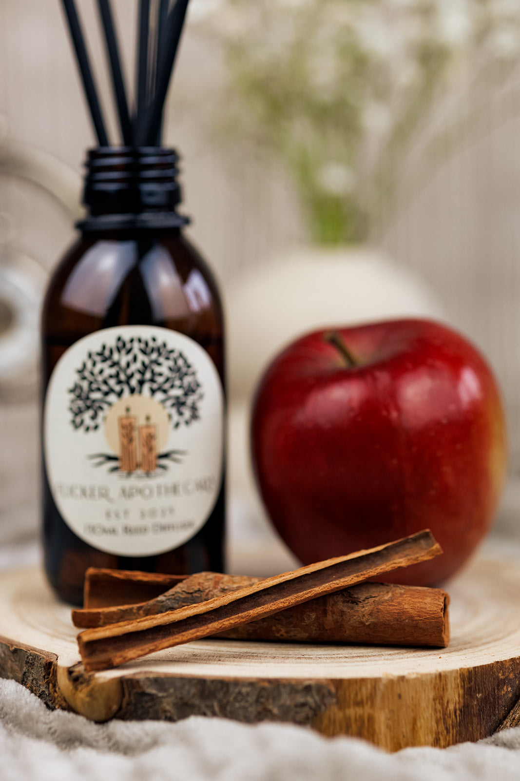 Spiced Apple Reed Diffuser – 130ml Vegan, Alcohol-Free | Long-Lasting Home Fragrance | Handmade in the UK